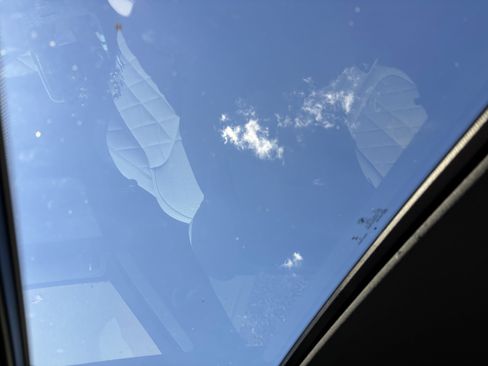 Used 2026 BMW X5 sDrive40i w/ M Sport Package image 31