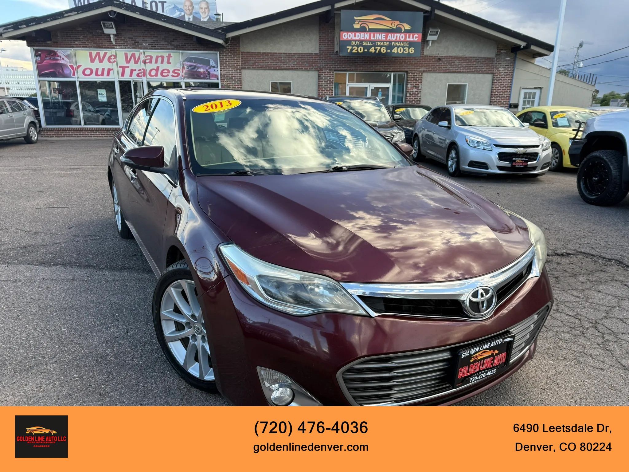 Used 2013 Toyota Avalon XLE Touring FWD image 1