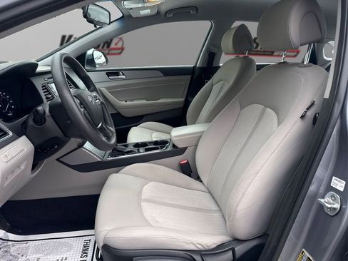 Used 2016 Hyundai Sonata SE image 9
