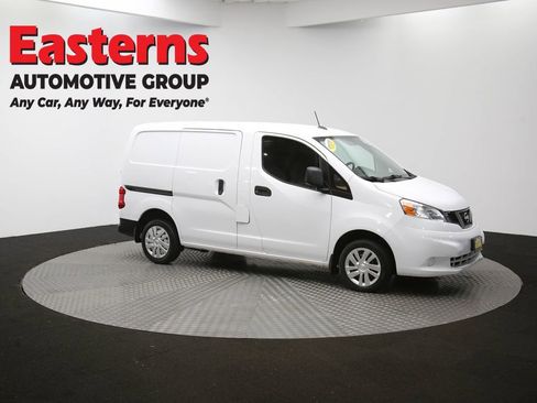 Used 2021 Nissan NV200 S image 47