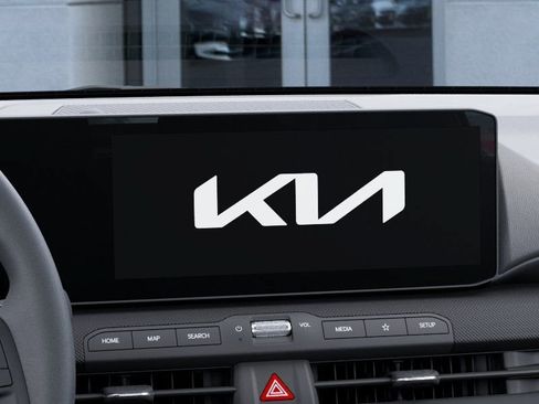 New 2026 Kia K4 FWD image 20