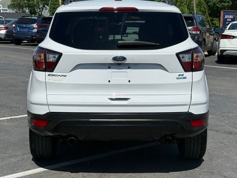 Used 2018 Ford Escape SE w/ SE Sport Appearance Package AWD/4WD image 14
