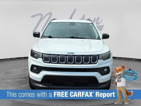 Used 2022 Jeep Compass Latitude AWD/4WD image 2
