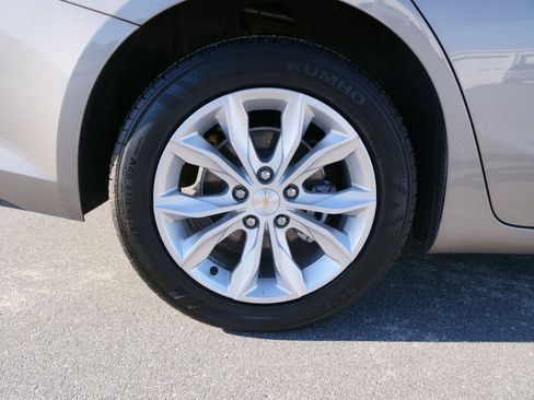 Used 2024 Chevrolet Malibu LT image 12