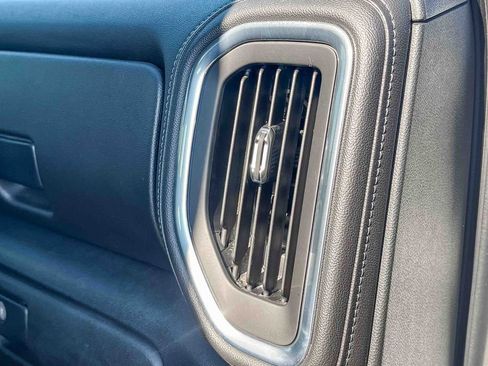 Used 2021 GMC Sierra 2500 SLT w/ SLT Premium Package image 42