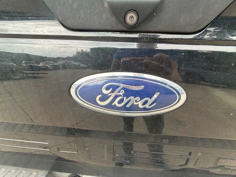 Used 2018 Ford F150 XLT w/ Equipment Group 302A Luxury AWD/4WD image 16