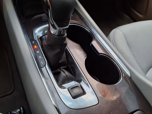 Used 2023 Chevrolet Malibu LT image 12