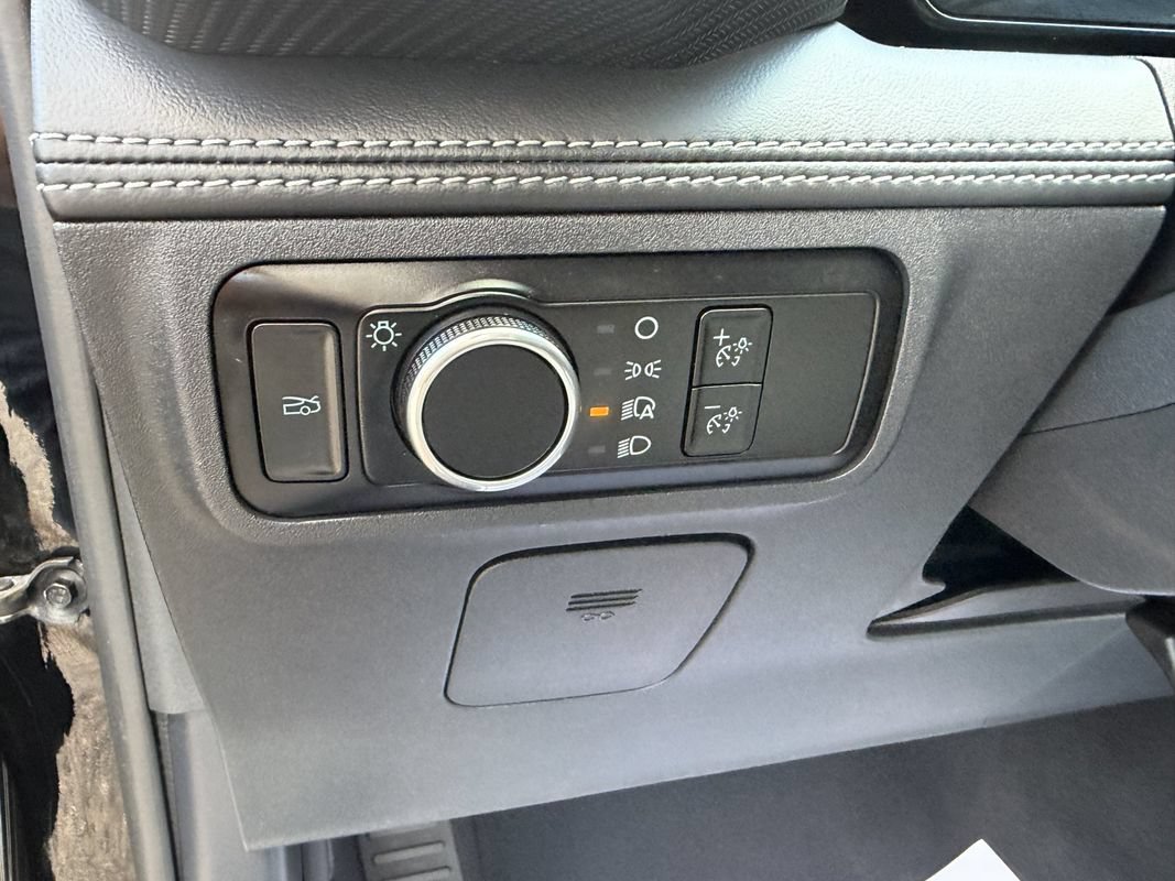 Used 2024 Ford Mustang Premium RWD image 18