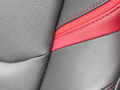 Used 2025 Toyota Prius Plug-In Hybrid w/ Limited Premium Package image 25