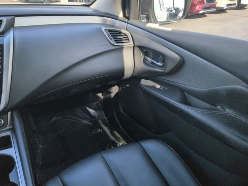 Used 2024 Nissan Murano SV w/ SV Midnight Edition Package FWD image 17