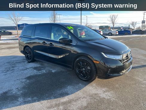 Used 2024 Honda Odyssey Sport image 9