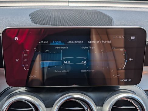 Used 2020 Mercedes-Benz GLC 300 4MATIC Coupe image 27