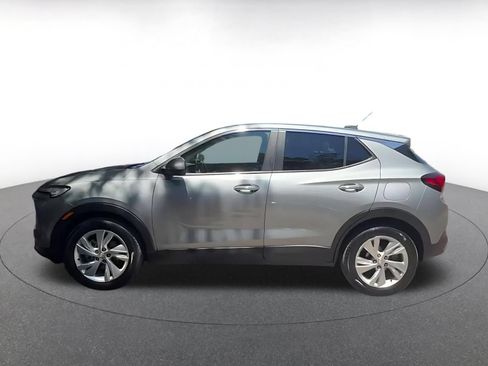 Used 2025 Buick Encore GX Preferred FWD image 9