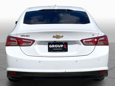 Used 2021 Chevrolet Malibu LT FWD image 5