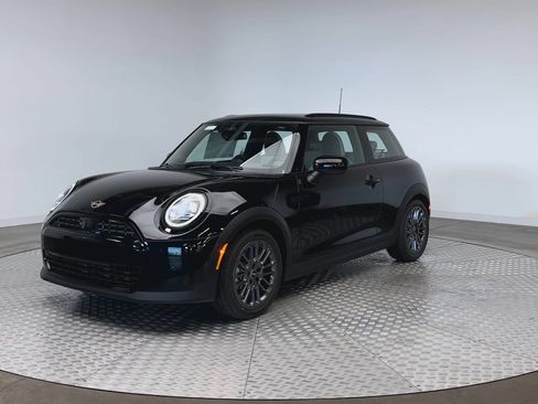 New 2026 MINI Cooper 2-Door Hardtop FWD image 4