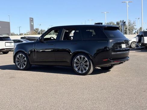Used 2025 Land Rover Range Rover Autobiography image 29