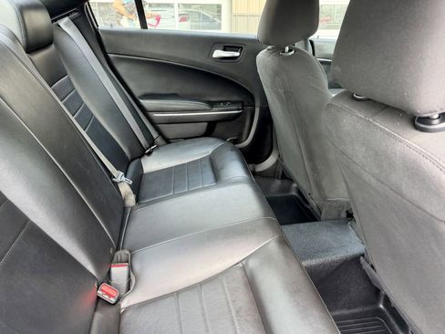 Used 2021 Dodge Charger Police RWD image 16