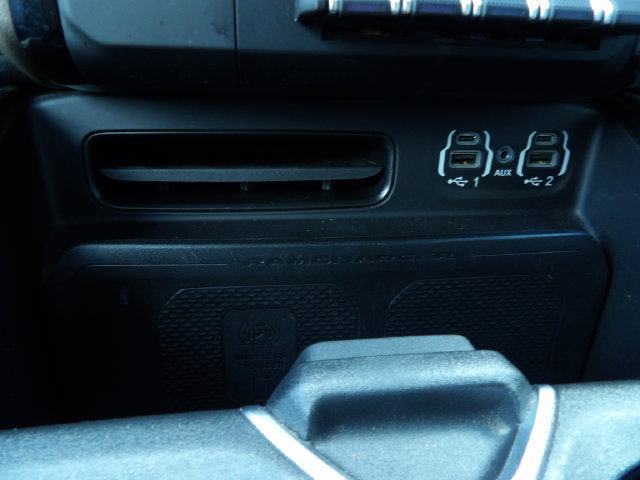Used 2022 RAM 1500 Laramie AWD/4WD image 33