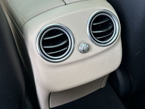 Used 2018 Mercedes-Benz C 350e C 350e image 13