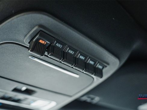 Used 2022 Ford F150 Raptor w/ Equipment Group 801A High image 26