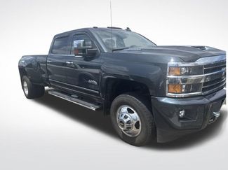 Used 2019 Chevrolet Silverado 3500 High Country w/ Duramax Plus Package AWD/4WD video 2