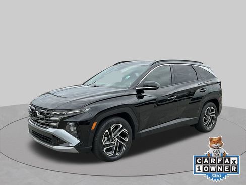 Used 2025 Hyundai Tucson Limited FWD image 1
