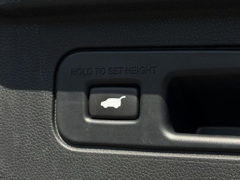 Used 2023 Honda Pilot Touring image 28