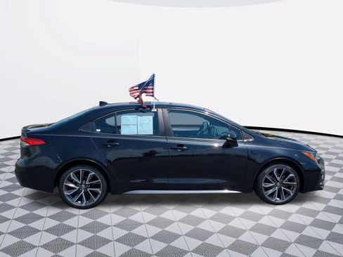Used 2021 Toyota Corolla SE w/ SE Premium Package FWD image 8
