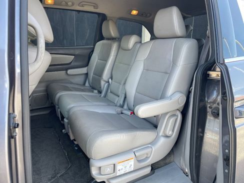Used 2014 Honda Odyssey Touring image 34