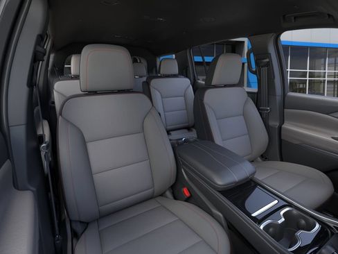 New 2026 Chevrolet Traverse LT FWD image 16