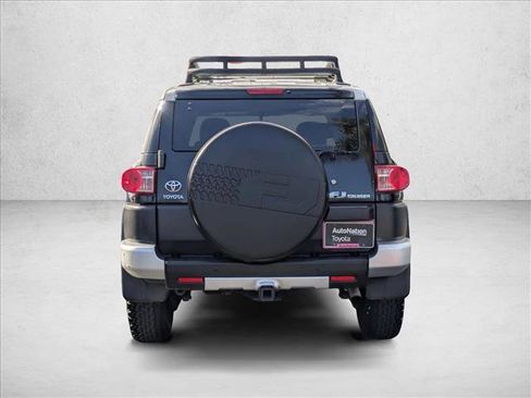 Used 2008 Toyota FJ Cruiser image 7