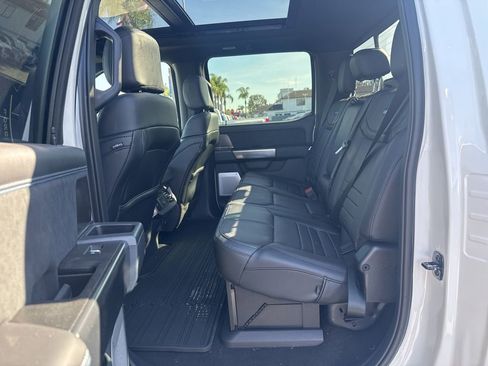 Used 2026 Ford F450 Platinum w/ FX4 Off-Road Package image 19
