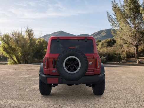 New 2026 Ford Bronco Outer Banks w/ Sasquatch Package AWD/4WD image 5