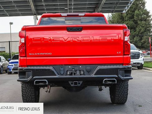 Used 2024 Chevrolet Silverado 1500 LT Trail Boss w/ Convenience Package II AWD/4WD image 5