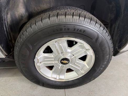 Used 2012 Chevrolet Tahoe LT RWD image 26