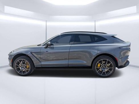 Used 2021 Aston Martin DBX image 6