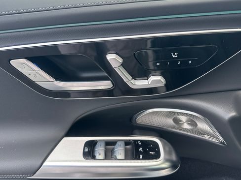 New 2026 Mercedes-Benz E 350 4MATIC Sedan image 11