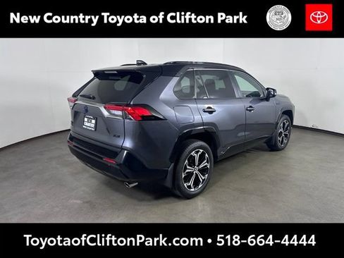 Used 2024 Toyota RAV4 XSE AWD/4WD image 3