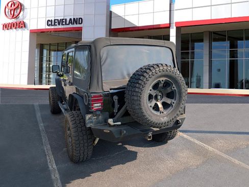 Used 2015 Jeep Wrangler Unlimited Sport w/ Quick Order Package 24S AWD/4WD image 7