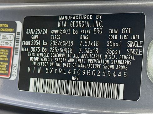 Used 2024 Kia Sorento S FWD image 12