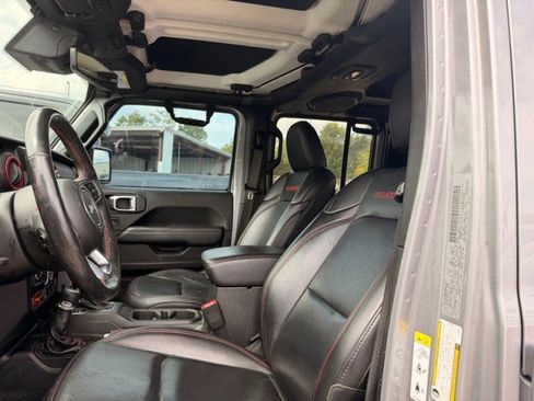 Used 2020 Jeep Gladiator Rubicon AWD/4WD image 5
