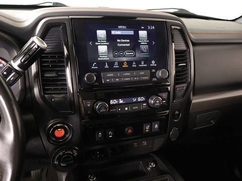 Used 2021 Nissan Titan PRO-4X w/ Pro-4x Convenience Package AWD/4WD image 5