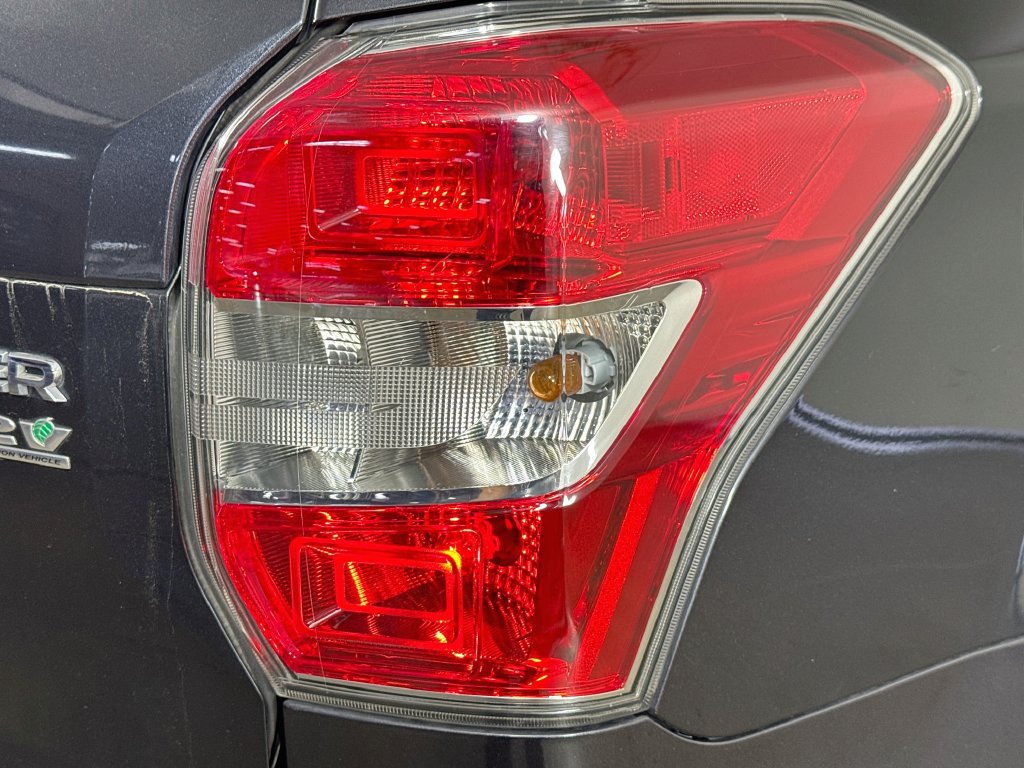 Used 2015 Subaru Forester 2.5i Limited w/ Popular Package #1 AWD/4WD image 32