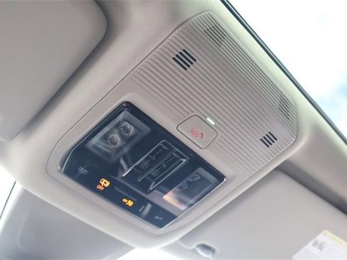 New 2026 Volkswagen Atlas SEL image 22