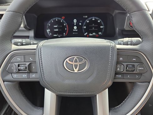 New 2026 Toyota 4Runner TRD Off-Road AWD/4WD image 14
