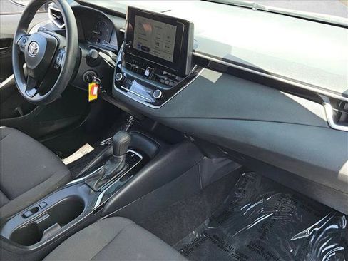 Used 2024 Toyota Corolla LE FWD image 27