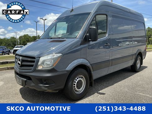 Used 2018 Mercedes-Benz Sprinter 2500 image 1