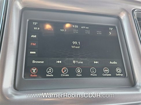 Used 2020 Dodge Challenger SXT w/ Blacktop Package image 19