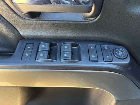 Used 2018 GMC Sierra 1500 Denali image 9