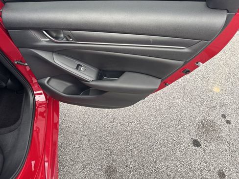Used 2019 Honda Accord Sport image 16